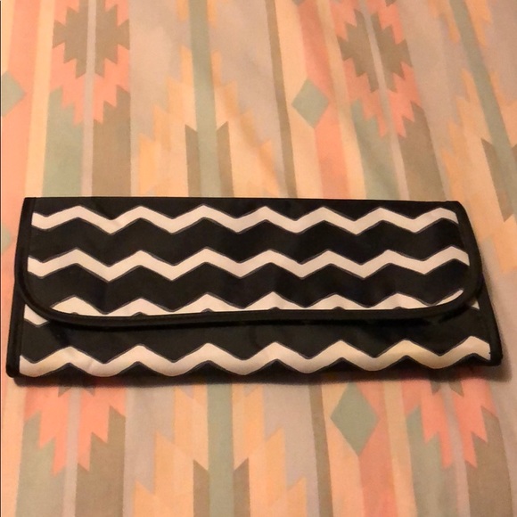 Thirty One Hot Tool Bag - Picture 1 of 8